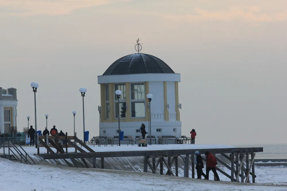 Musikpavillon im Schnee